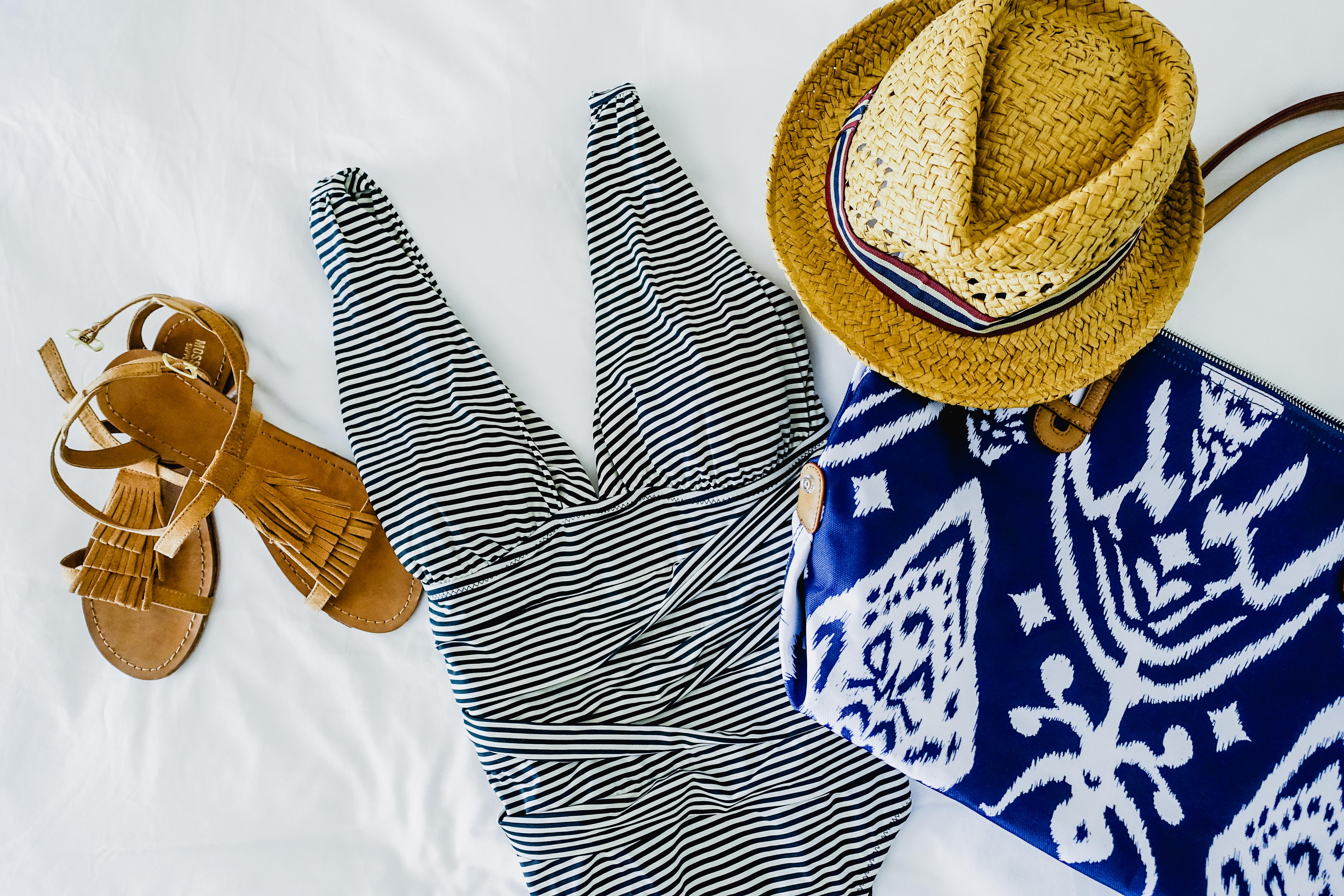 Savvy Summer Style: Poolside